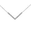 Collier Brillaxis or blanc 9 carats motif V empierré