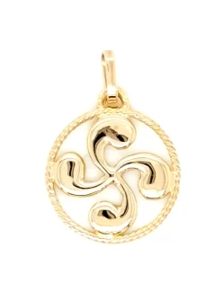 Croix basque cerclée or jaune 9 carats
