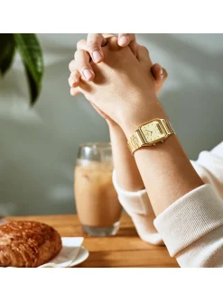 Montre Casio dorée AQ-230GA-9DMQYES