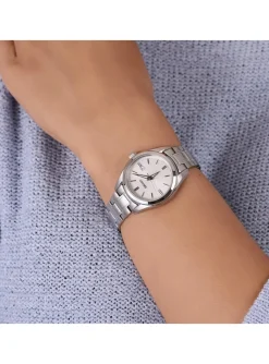 Montre femme Seiko classique acier