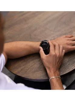 Montre Garmin Fenix 7 Pro Sapphire Solar Edition_x005f_x000D_Titane avec revêtement en Carbon Gray DLC et bracelet noir