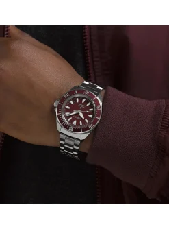 Montre Seiko Prospex automatique Samuraï 2024 rouge