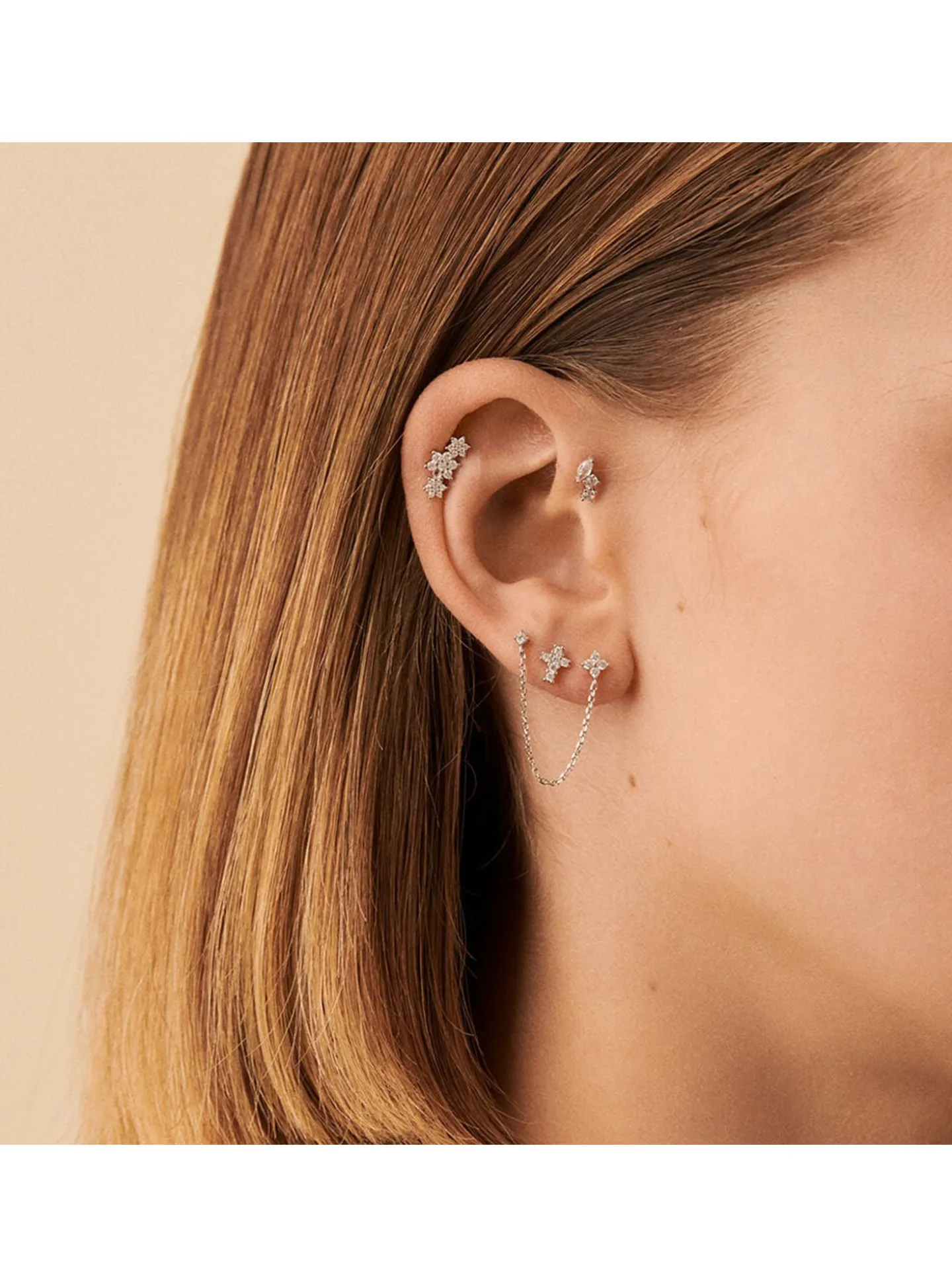 Piercing puce Agatha Bonisimo chaînette et oxydes