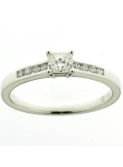 Solitaire accompagné Brillaxis diamants or 18 carats